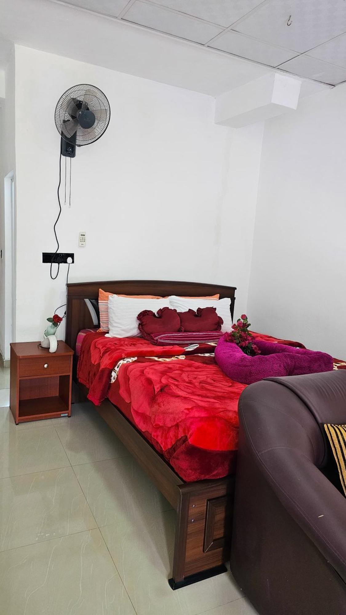 Adams Peak Grand Hotel Nallathanniya Eksteriør billede