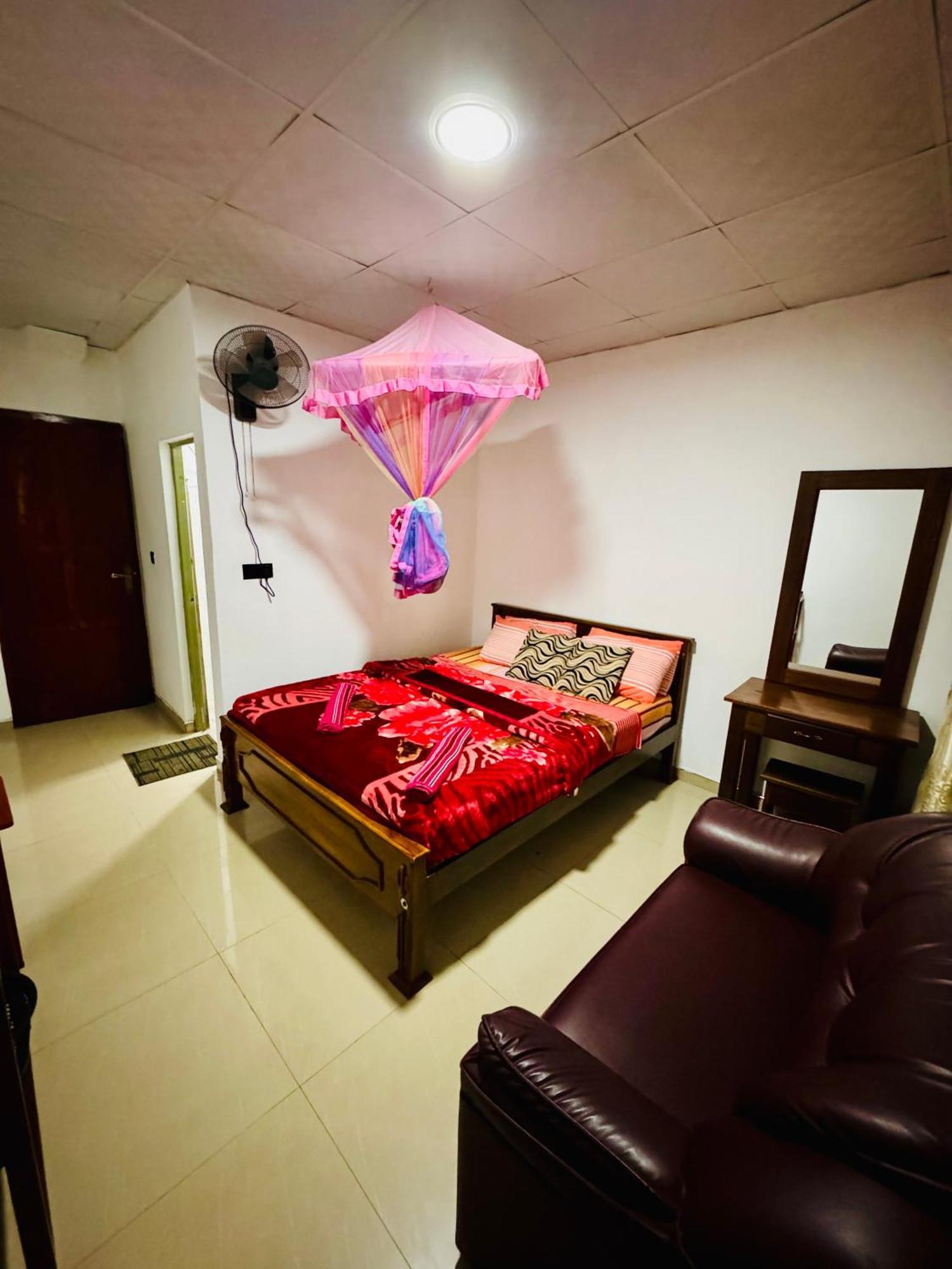 Adams Peak Grand Hotel Nallathanniya Eksteriør billede