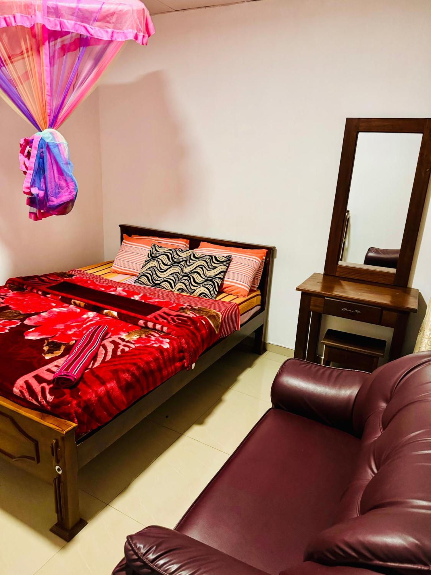Adams Peak Grand Hotel Nallathanniya Eksteriør billede