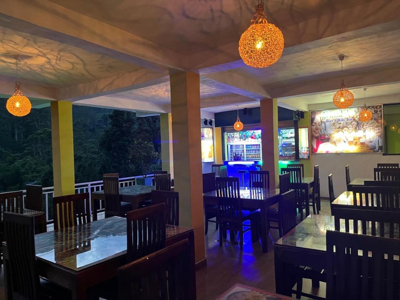 Adams Peak Grand Hotel Nallathanniya Eksteriør billede